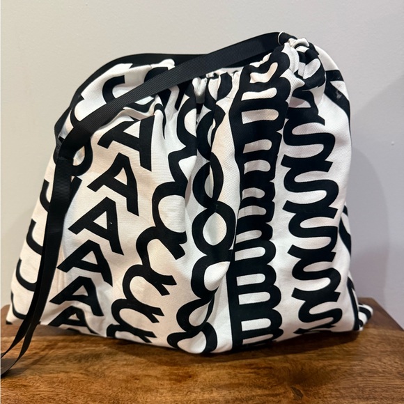 Marc Jacobs Mini Tote Bag - Picture 2 of 5